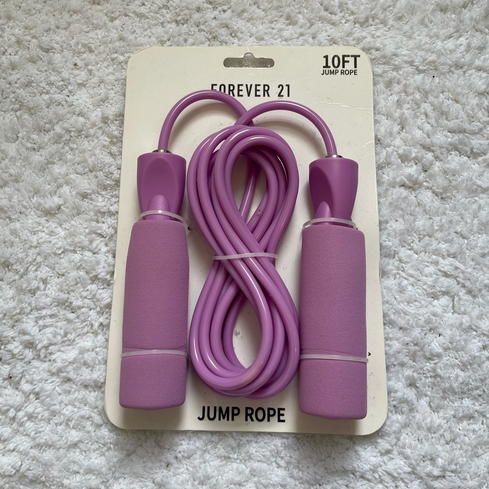 FOREVER 21 JUMP ROPE